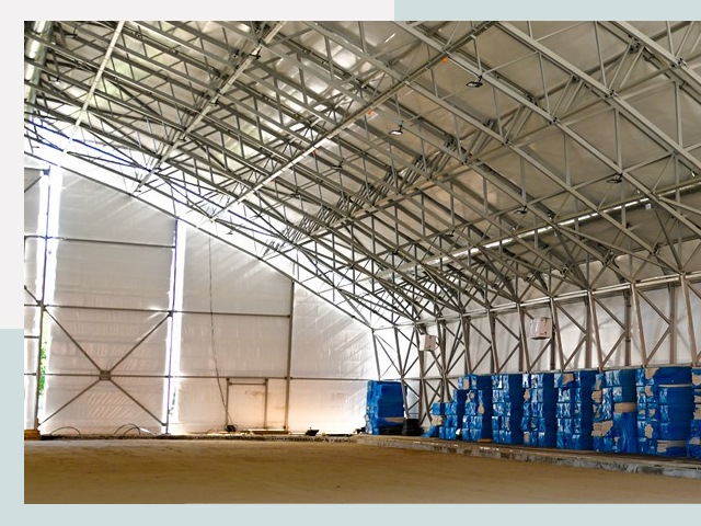 Строительство крытых катков в Старой Руссе