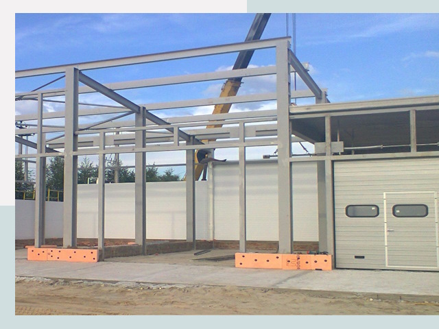 Строительство автосервисов от СтальСтрой-Срс по цене 611 руб.