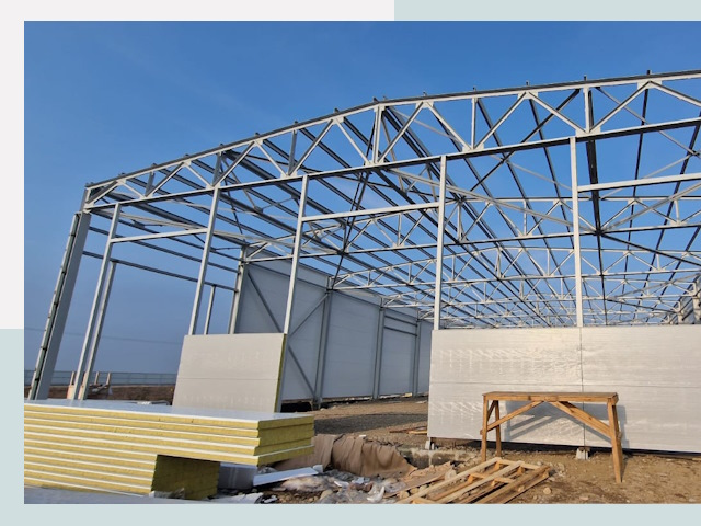 Утепленные ангары в Старая Русса от 611 руб. за м²