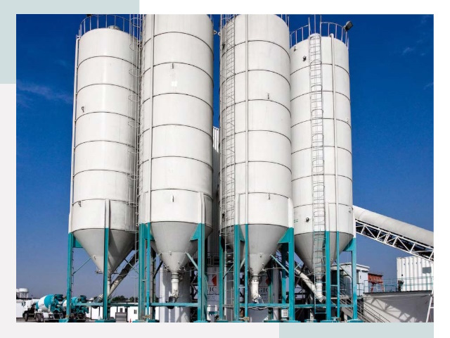 Строительство цементных силосов в Старой Руссе