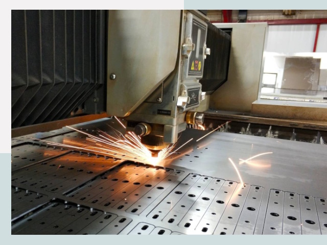 Лазерная резка металла в Старой Руссе от 611 руб.